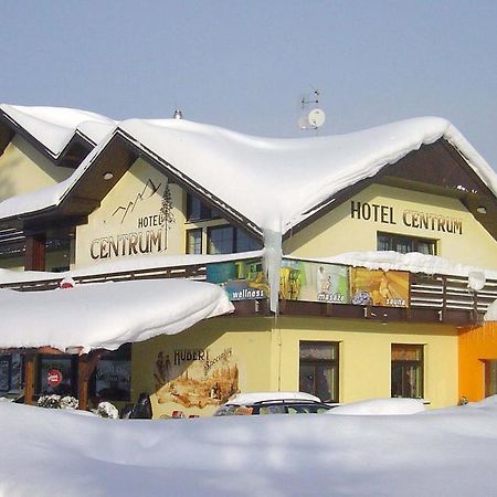 Hotel Centrum Harrachov Buitenkant foto